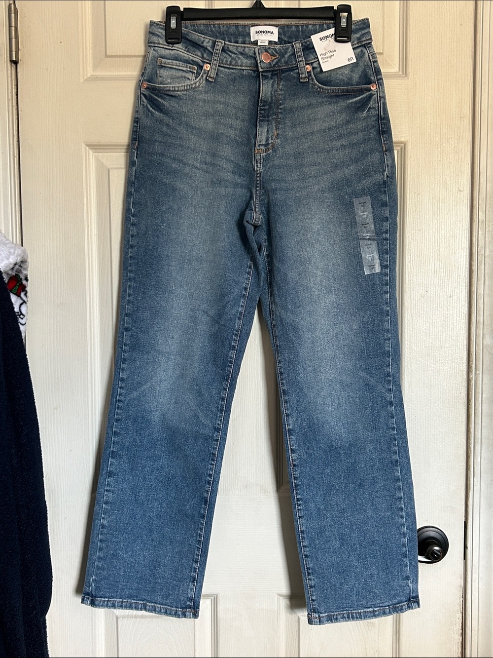 NWT Sonoma stretch medium wash high rise straight leg Jean size 6 regular
